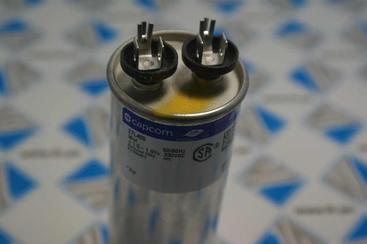 27L455         Capacitor Metalizado 30uF, +1.5-1.5% 330VAC, 50/60Hz. Protegido P965,  Capcom