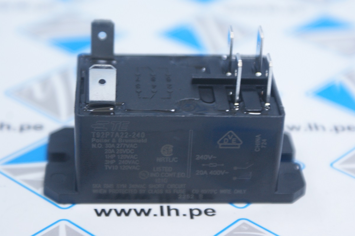 6-1393211-2 T92P7A22-240          Relay electromagnético, DPST-NO, Uinductor 240VAC, 30A