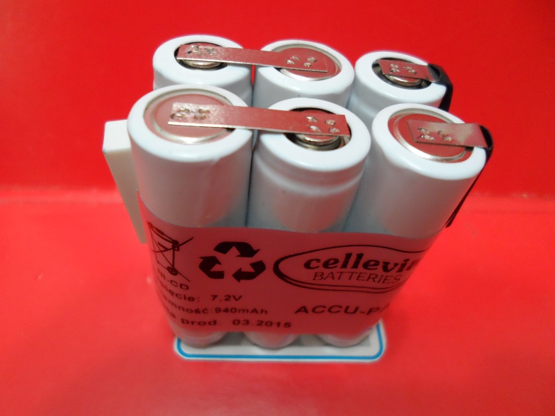 ACCU-PAK4    Batería: Ni-Cd; Células: SAFT; FNB 10,FNB 18,Yaesu; 7,2V; 940mAh