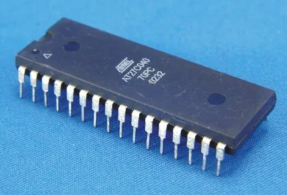 AT27C040-70PU                  Memoria EPROM  512kx8bit; 5V; 70ns;  DIP-32; parallel Microship