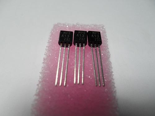 MPSA13 NPN Silicon. Darlington Transistor. TO-92