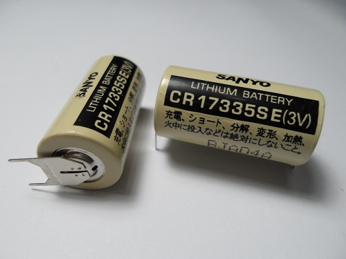 CR17335SE_3PIN      Bateria Lithium 2/3A, 3V,1800mAh 3 PINES FDK