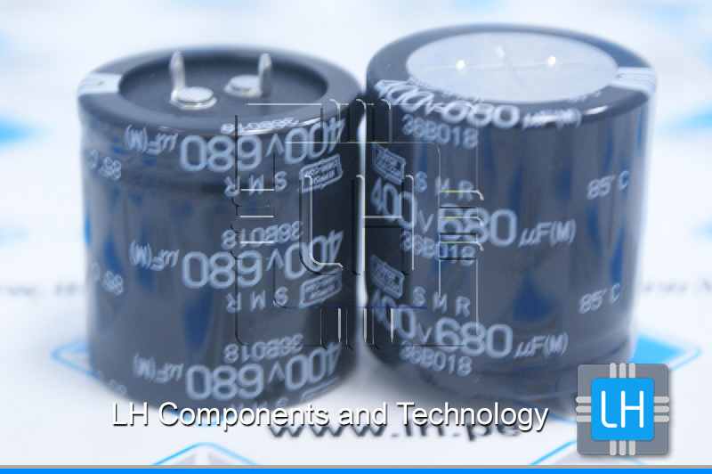 B43544A2228M000               Capacitor electrolítico 2200uF, 200VDC, 20%, 30x55mm