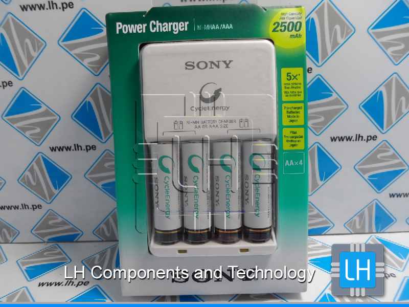 BCG-34HH4GN        Cargador con 4 pilas AA de 2500mAh