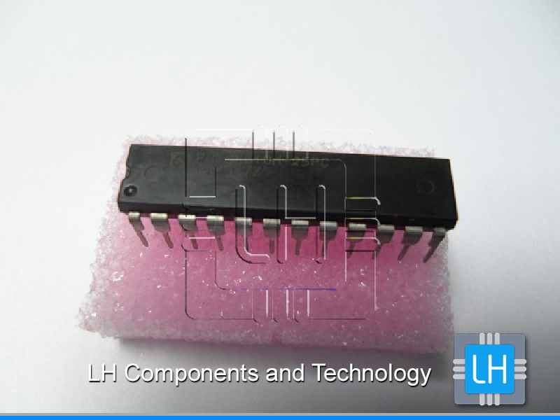 PALCE610H-15PC EE CMOS High Performance Programmable Array Logic